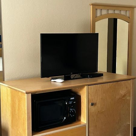 Ameristay Inn & Suites Waverly Dış mekan fotoğraf