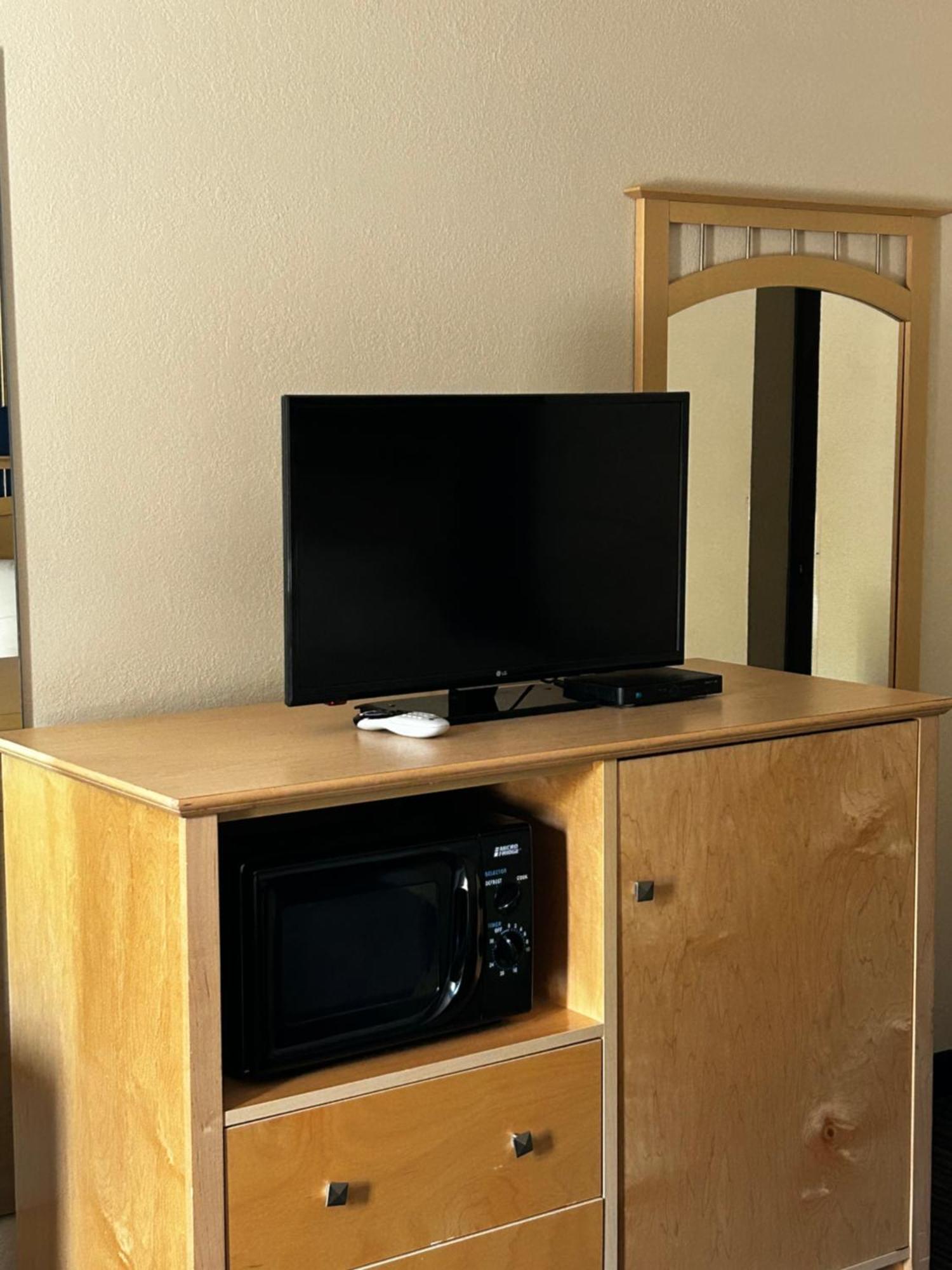 Ameristay Inn & Suites Waverly Dış mekan fotoğraf